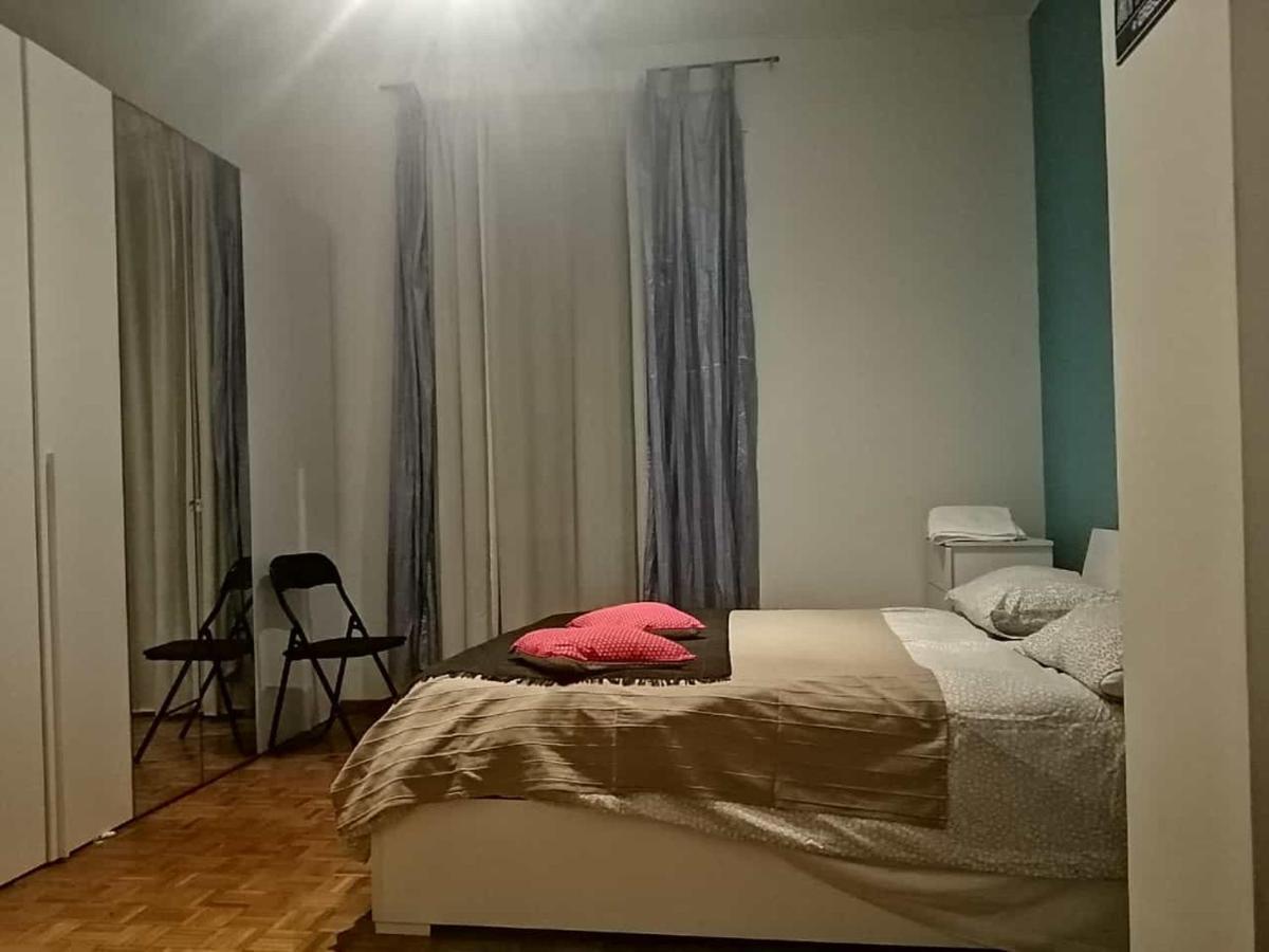 Apartamento Galeazzi Private House Milano Exterior foto