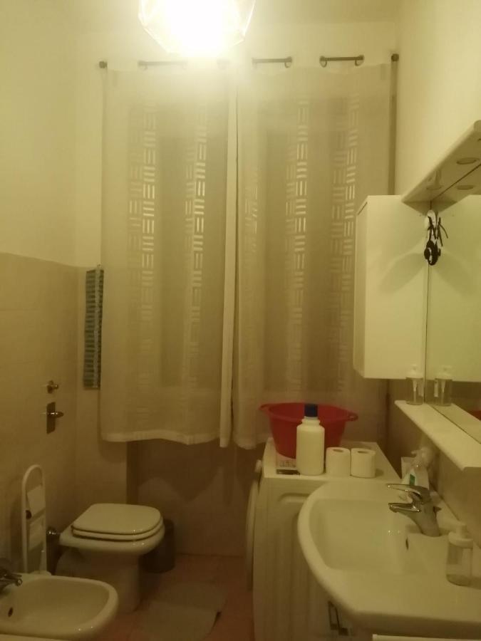 Apartamento Galeazzi Private House Milano Exterior foto
